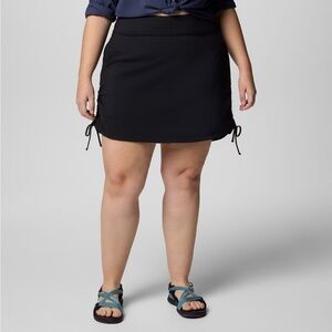 Columbia Black Skort with Side Ties Women’s 2x